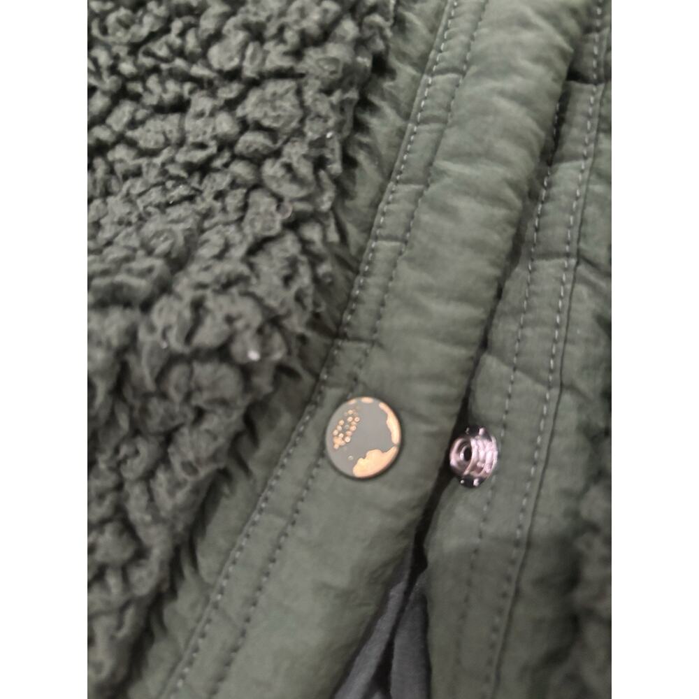 Free People Movement Adventure Awaits Sherpa Puffer Jacket Green XS Teddy Coat - Picture 4 of 6